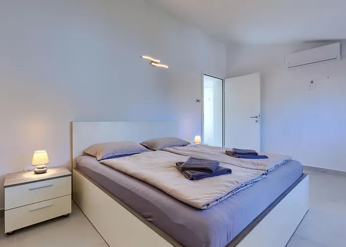 Сasa de vacaciones Rubil By Interhome